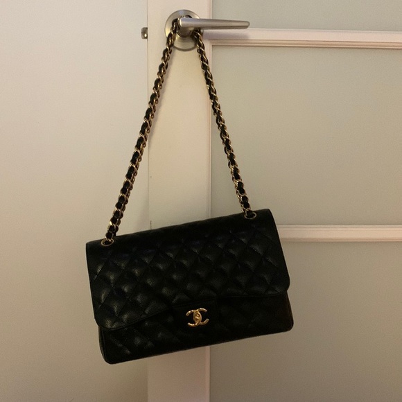 CHANEL JUMBO CAVIAR CLASSIC DOUBLE FLAP GOLD HARDWARE - Picture 3 of 16